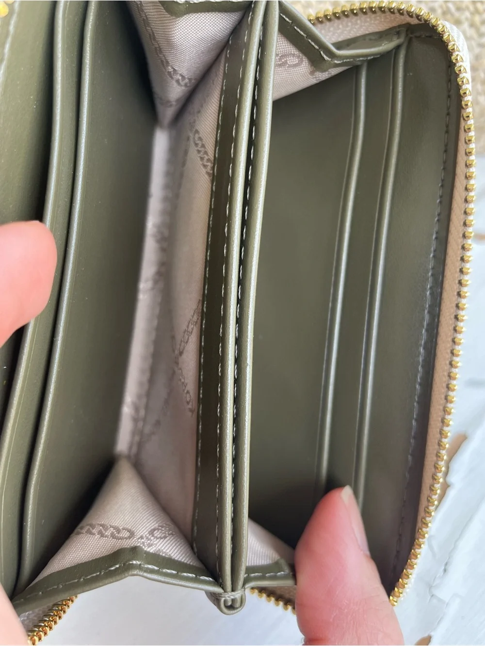 Michael Kors Small Jet Set Zip-Around Card Case Wallet: Vanilla, Sage, Olive